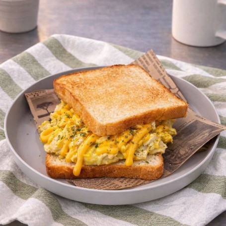 Cheesy Egg Toast