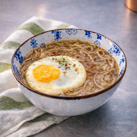 Kyushu Roasted Garlic Broth Ramen